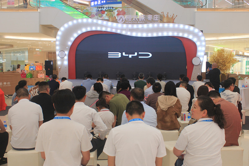 ���t�I(l��ng)����������£����f�ȁ��Ϻ���W(w��ng)�Ŀ��ذ�܇�ͼ��w����